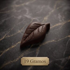 Moldes para Chocolate de Policarbonato Hoja 19g Cavidades: 8 Material: Policarbonato Grado Alimenticio Peso: 19 g Ancho: 33 mm Largo: 68 mm Alto: 14 mm